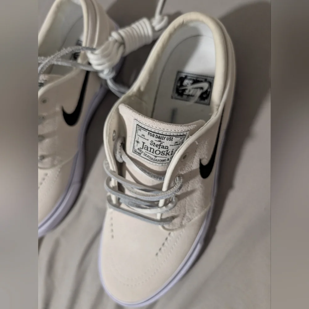 Nike SB Zoom Janowski OG+ Skate Shoes